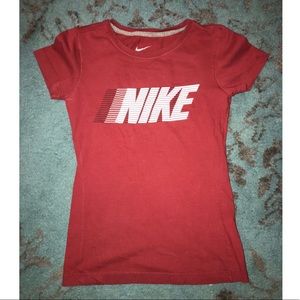 XS WOMEN’S NIKE TEE